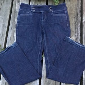 White House/Black market